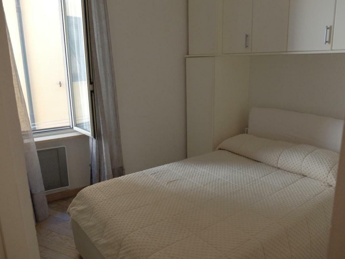 Little White House Apartment Porto Santo Stefano  Exterior photo